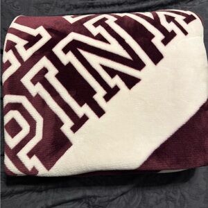 Victoria's Secret PINK Plush Blanket